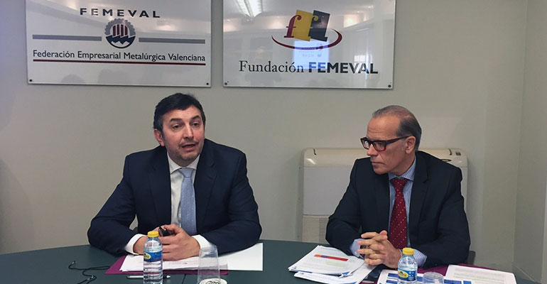 Vicente Lafuente (izda.) y Alejandro Soliveres (dcha.), presidente y secretario general, respectivamente, de Femeval