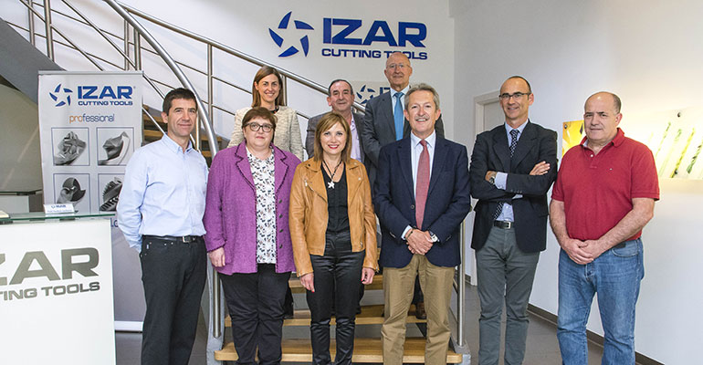 Consejera visita Izar