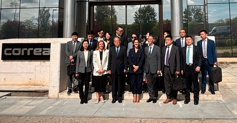 El embajador chino y la Cámara de Comercio del país asiático en España visitan Grupo Correa