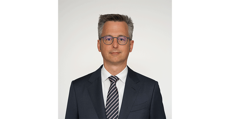Dr. Christian Funk