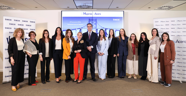 El empleo femenino en la siderurgia se duplica en una década y las mujeres ya representan cerca del 40% de los perfiles técnicos